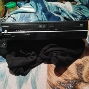 Toshiba Black Portable DVD VHS Player
